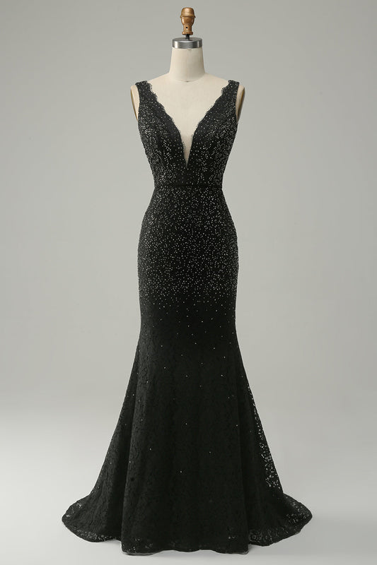 Mermaid Deep V-Neck Black Lace Long Prom Dress with Beading