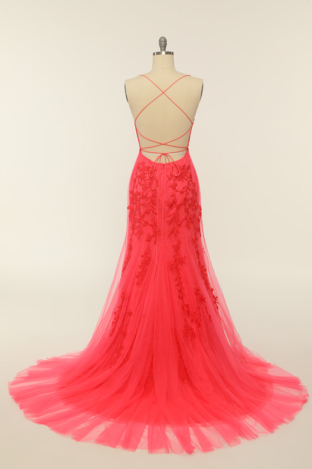 Robe de soirée sirène longue rose clair à bretelles spaghetti et appliques