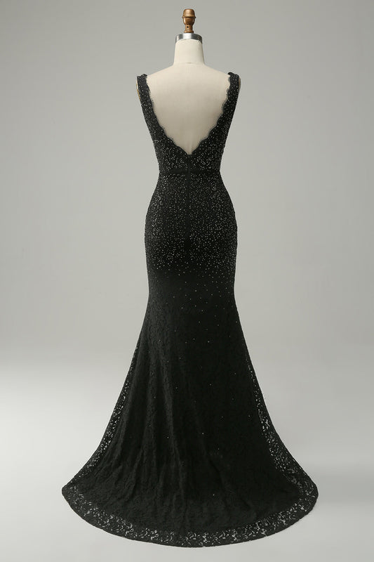 Mermaid Deep V-Neck Black Lace Long Prom Dress with Beading