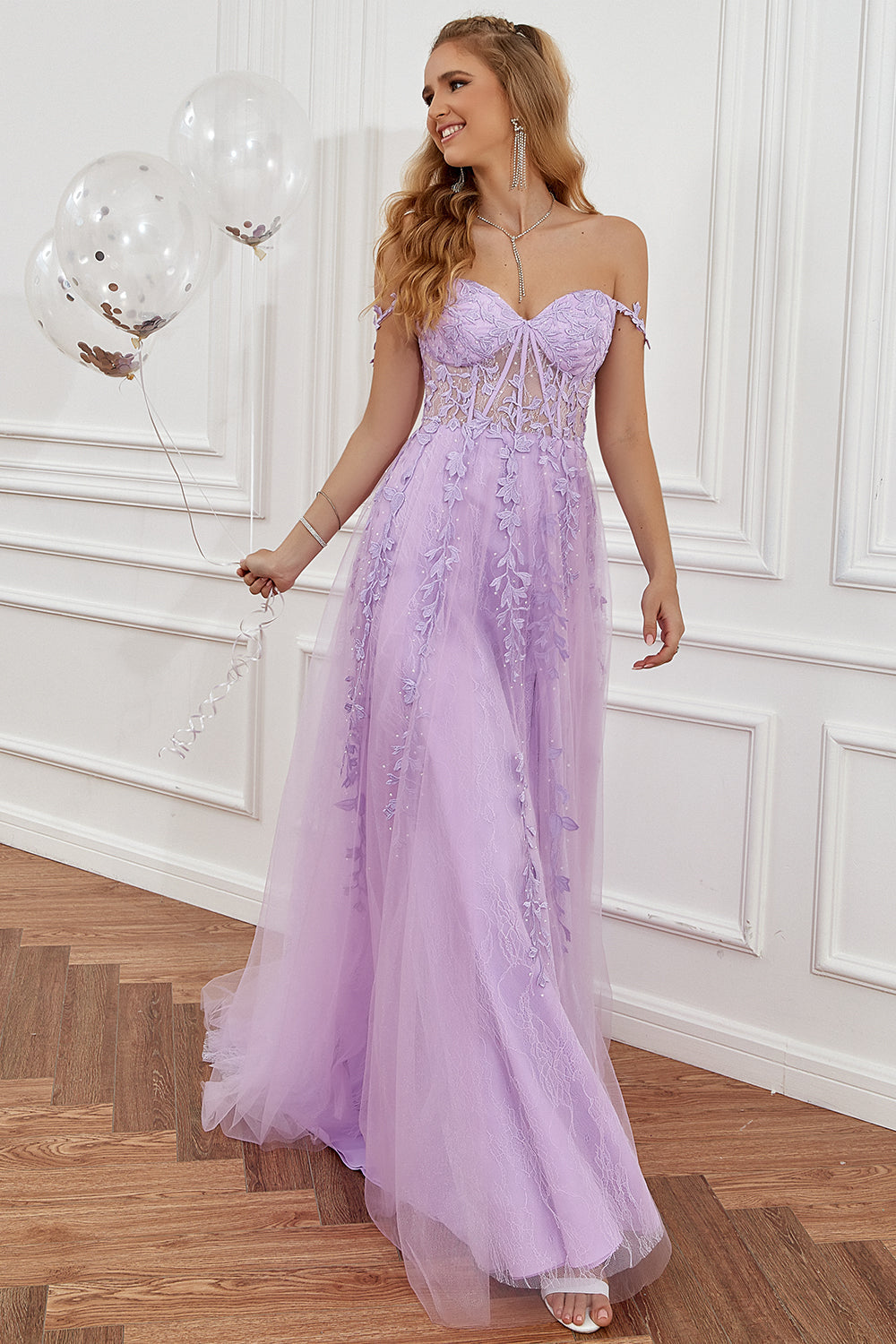 Robe de bal longue évasée rose vif à épaules dénudées avec appliques