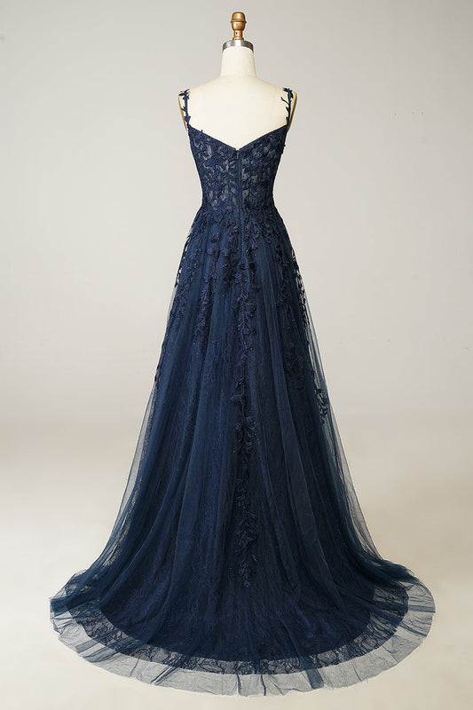Robe de bal bleu marine à bretelles spaghetti et appliques, coupe trapèze