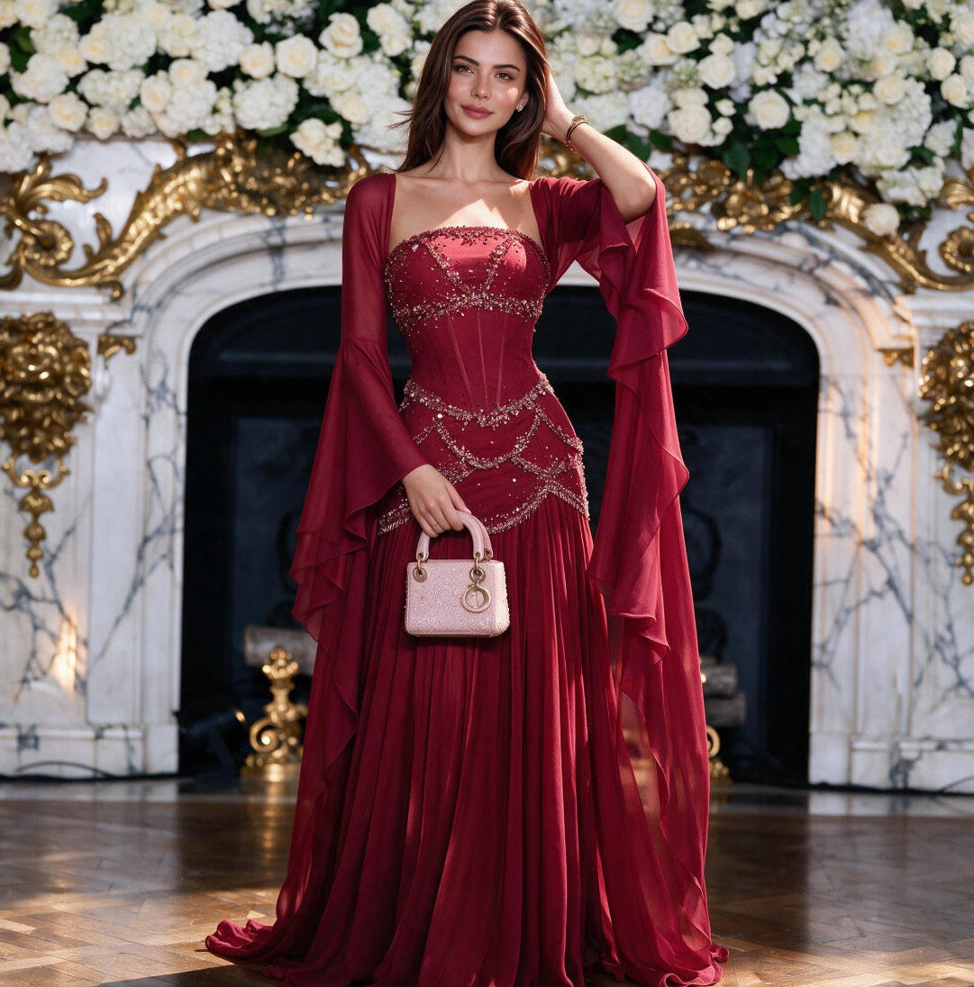 Robe de soirée bleue Muse™ pour l'été avec perles, franges et manteau fluide | L'élégance dans chaque détail
