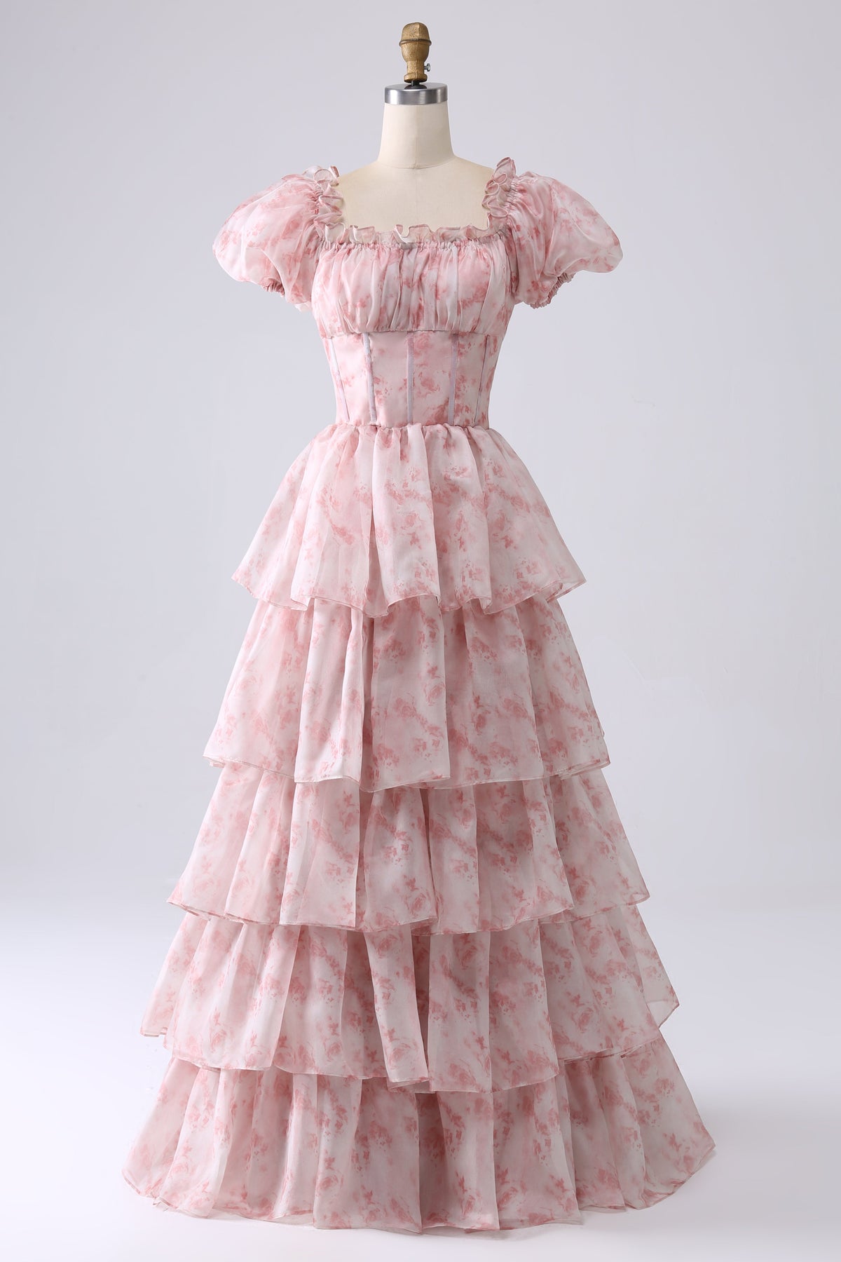 Robe de bal trapèze rose avec encolure carrée, volants et volants étagés