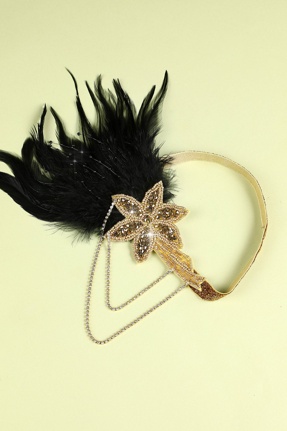 Bandeau orné de perles et de plumes noires, années 20