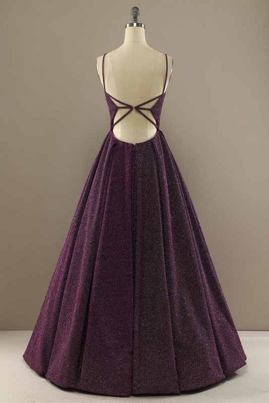 Encantador vestido de noche morado corte A con abertura delantera