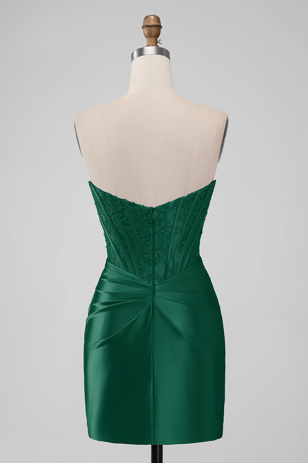 Robe de bal courte sans bretelles moulante Sparky rouge avec de la dentelle