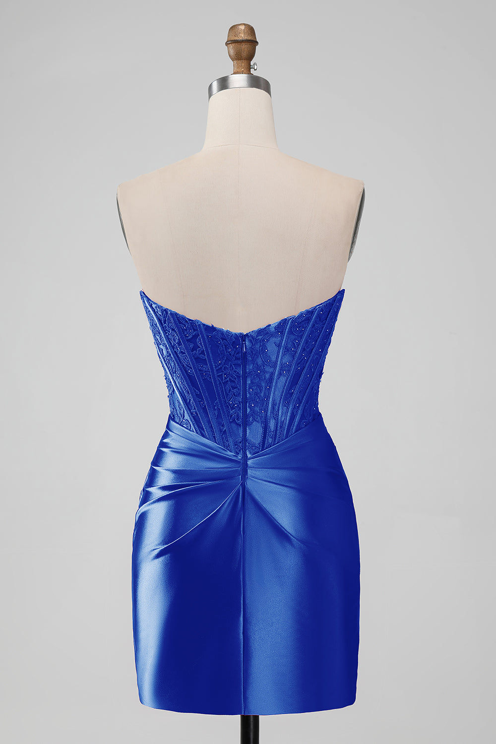 Robe de bal courte sans bretelles moulante Sparky rouge avec de la dentelle