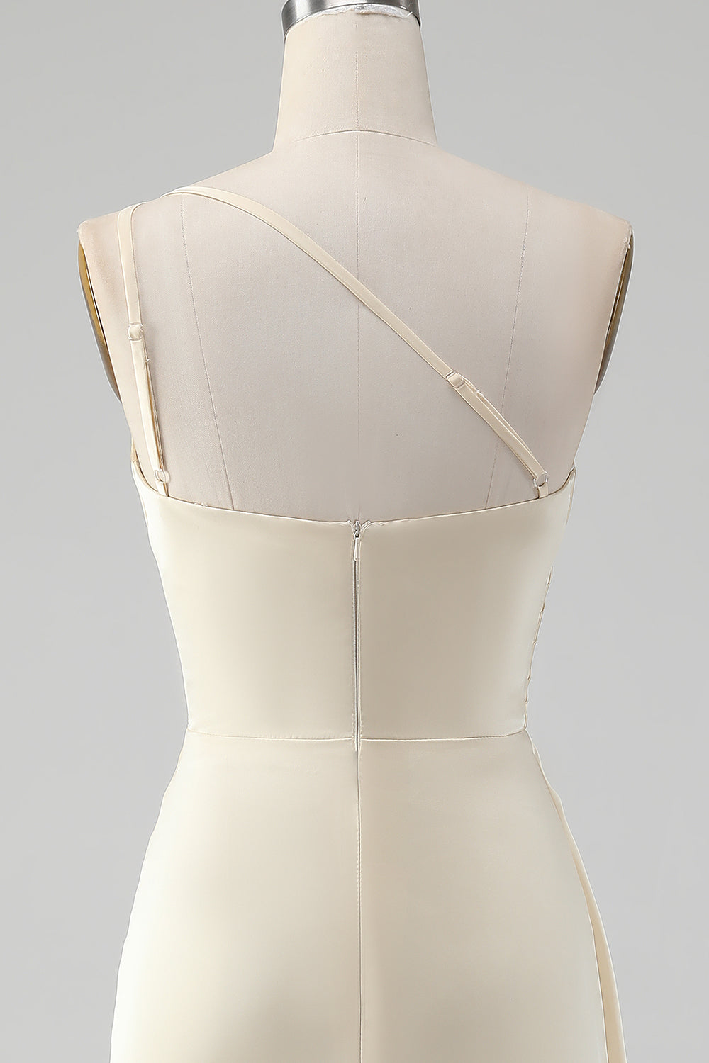 Robe longue de demoiselle d'honneur fourreau asymétrique à une épaule, couleur champagne, avec fente