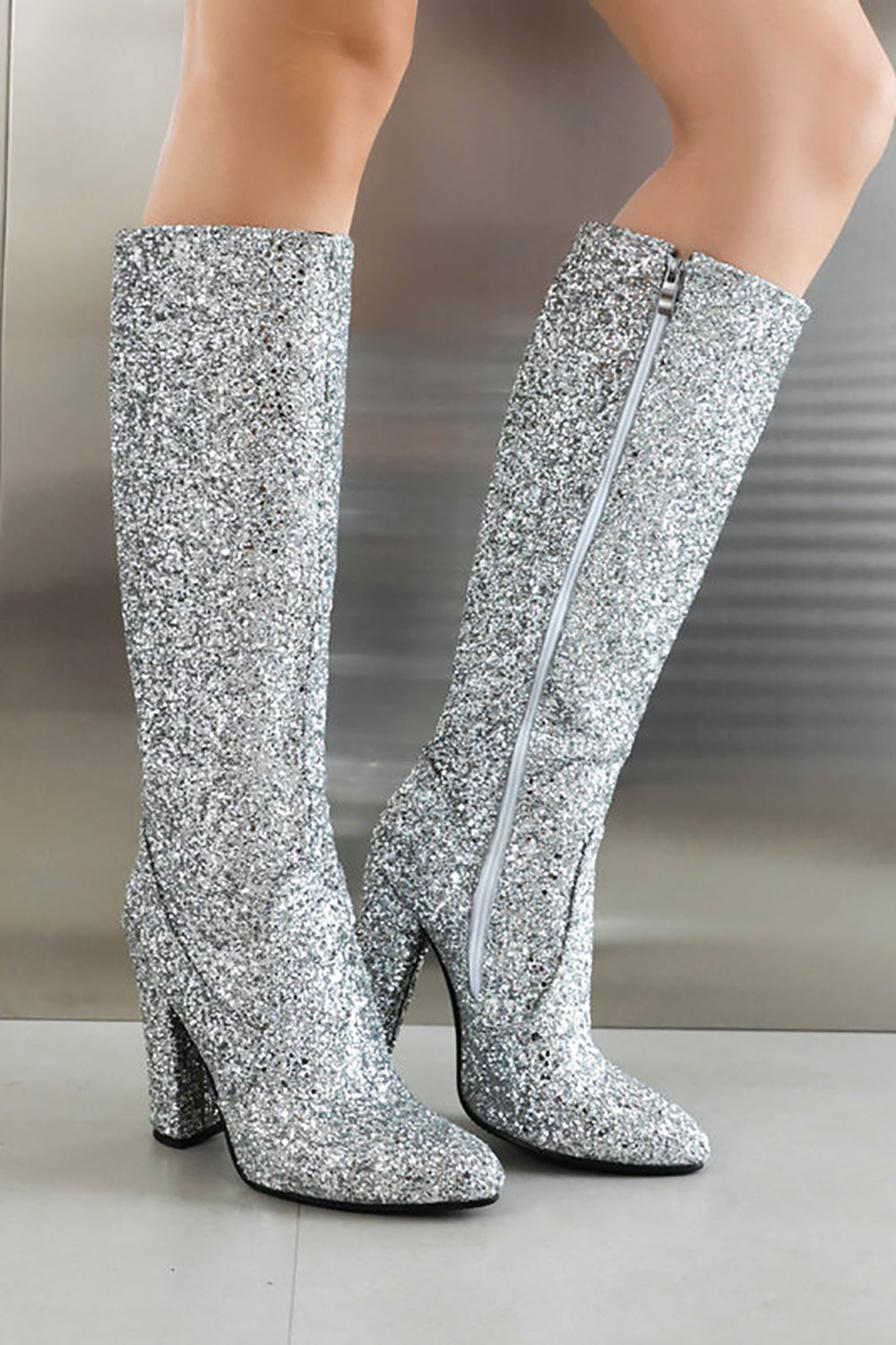 Botas vaqueras de tacón alto azul brillante