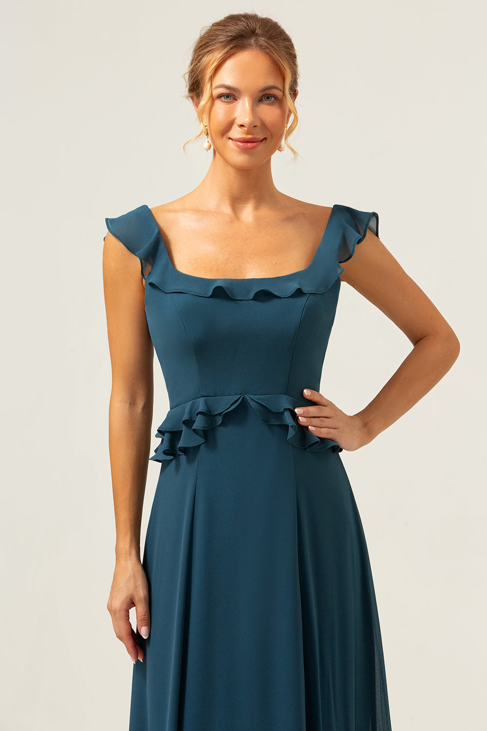 Robe de demoiselle d'honneur longue en mousseline vert paon foncé en ligne A à col rond