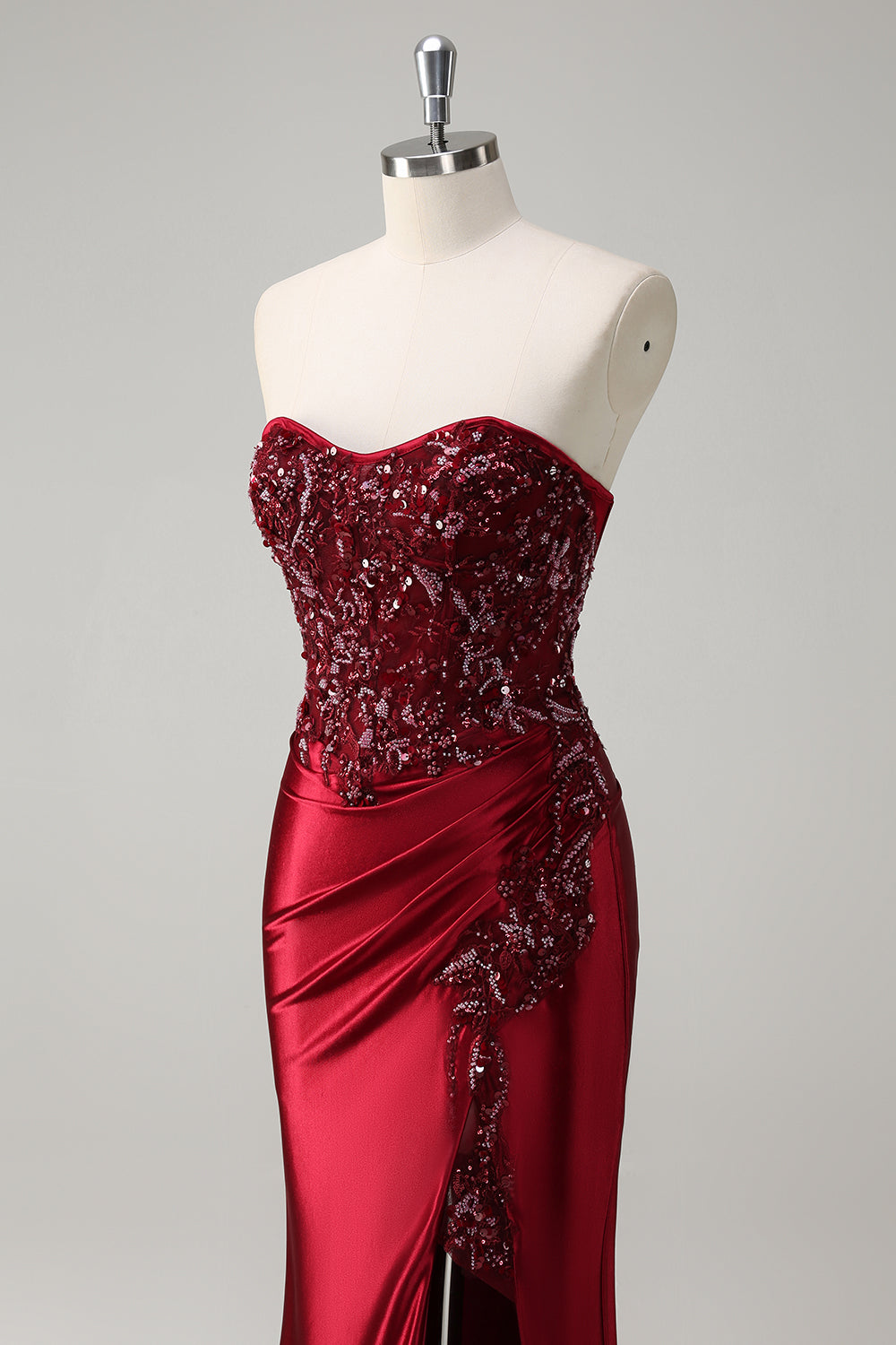 Robe de bal longue sirène bordeaux bustier à paillettes et perles