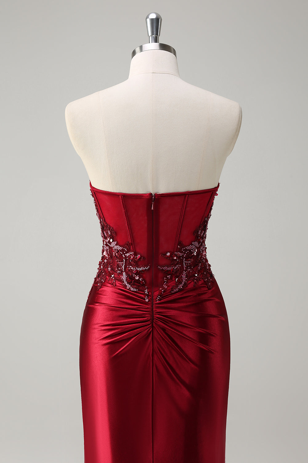 Robe de bal longue sirène bordeaux bustier à paillettes et perles