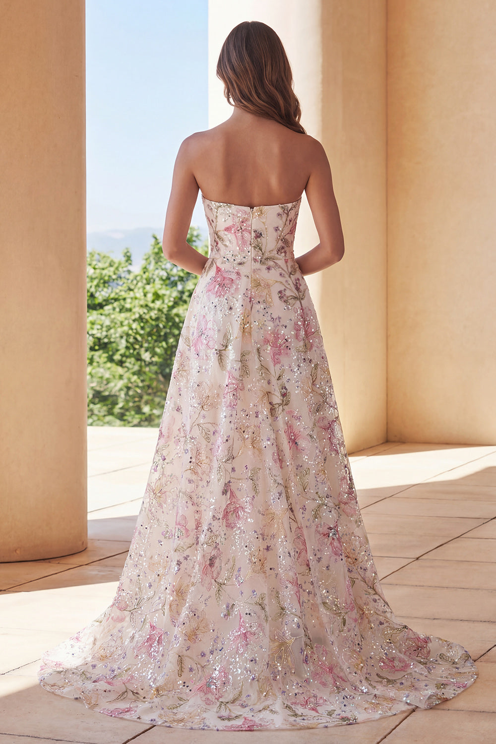 Robe de bal longue grande taille sans bretelles coupe A en tulle rose étincelant à sequins et motifs floraux
