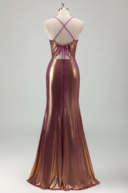 Robe de bal longue ruchée sirène dorée métallique à fines bretelles avec fente