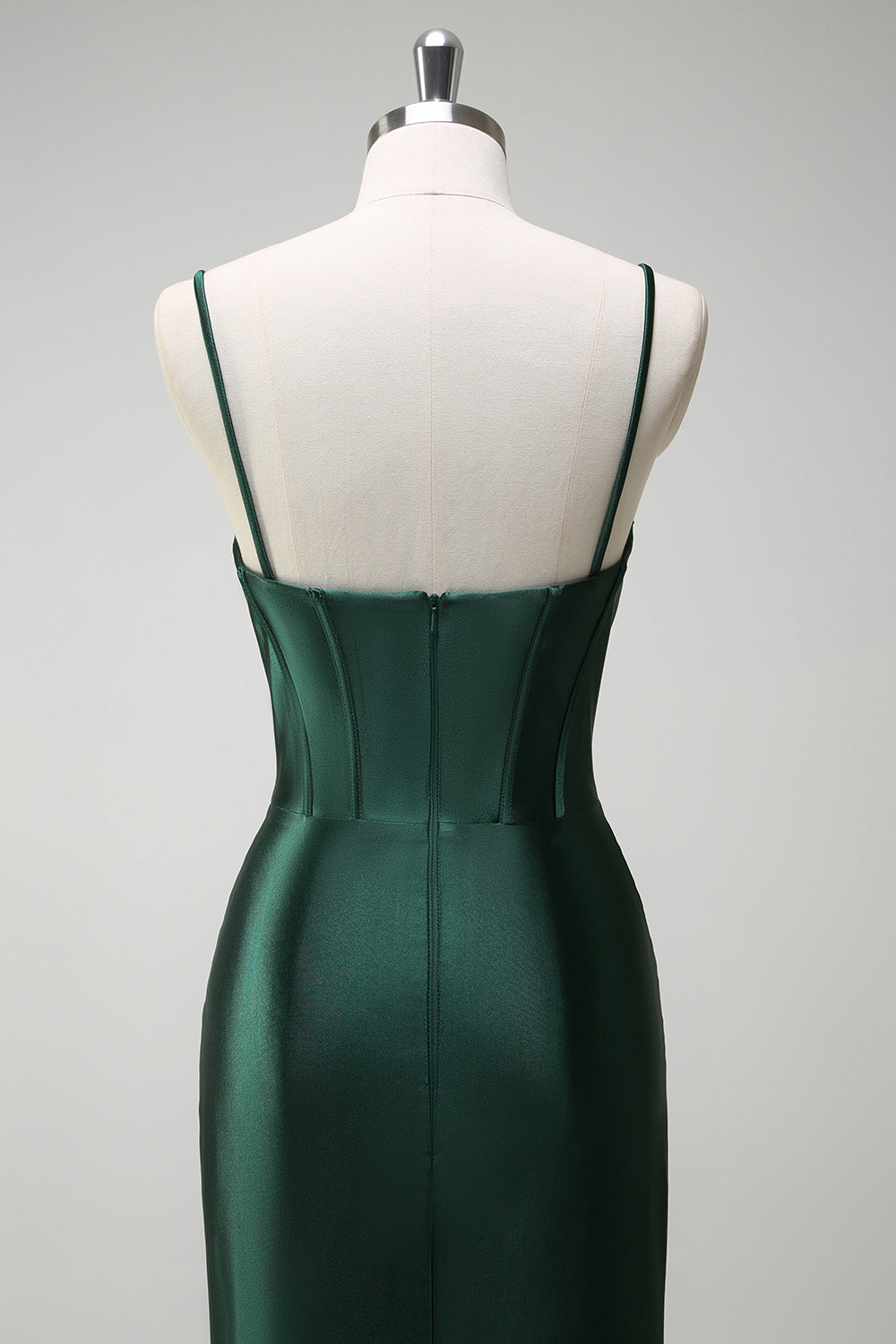 Robe de bal longue en satin bleu roi scintillant avec bustier orné de perles de sirène et fente