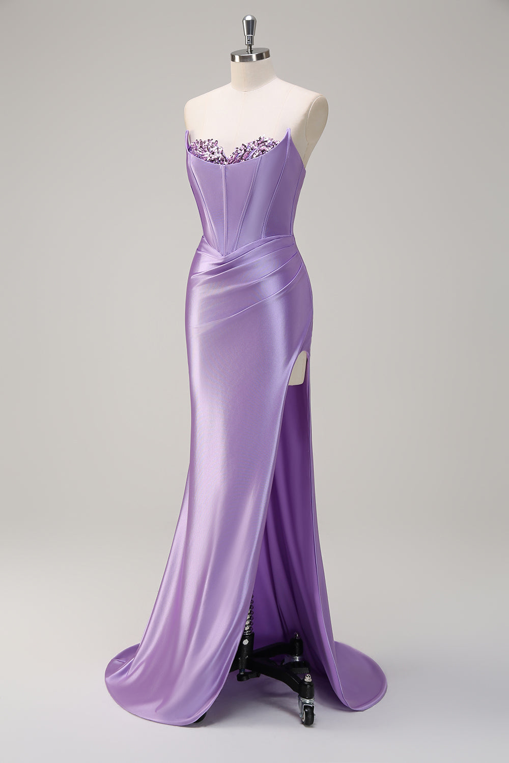Robe de bal bustier en satin lilas pailleté avec fente et paillettes de sirène