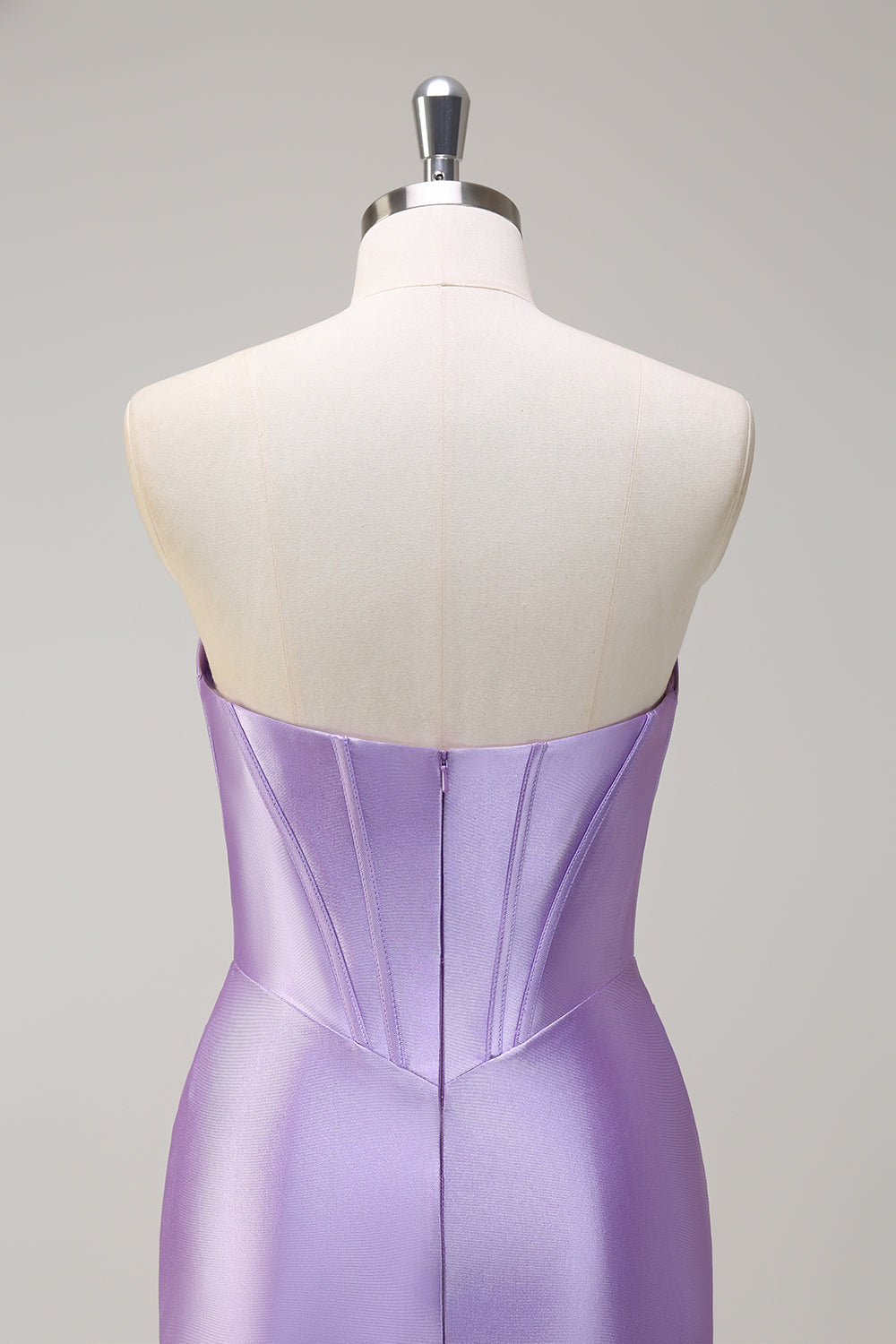 Robe de bal bustier en satin lilas pailleté avec fente et paillettes de sirène