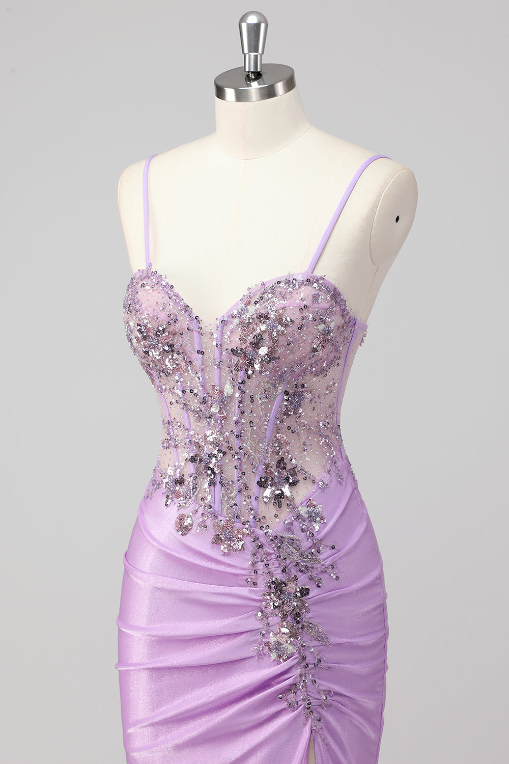 Robe de bal longue sirène bleu marine pailletée avec corset froncé et fente