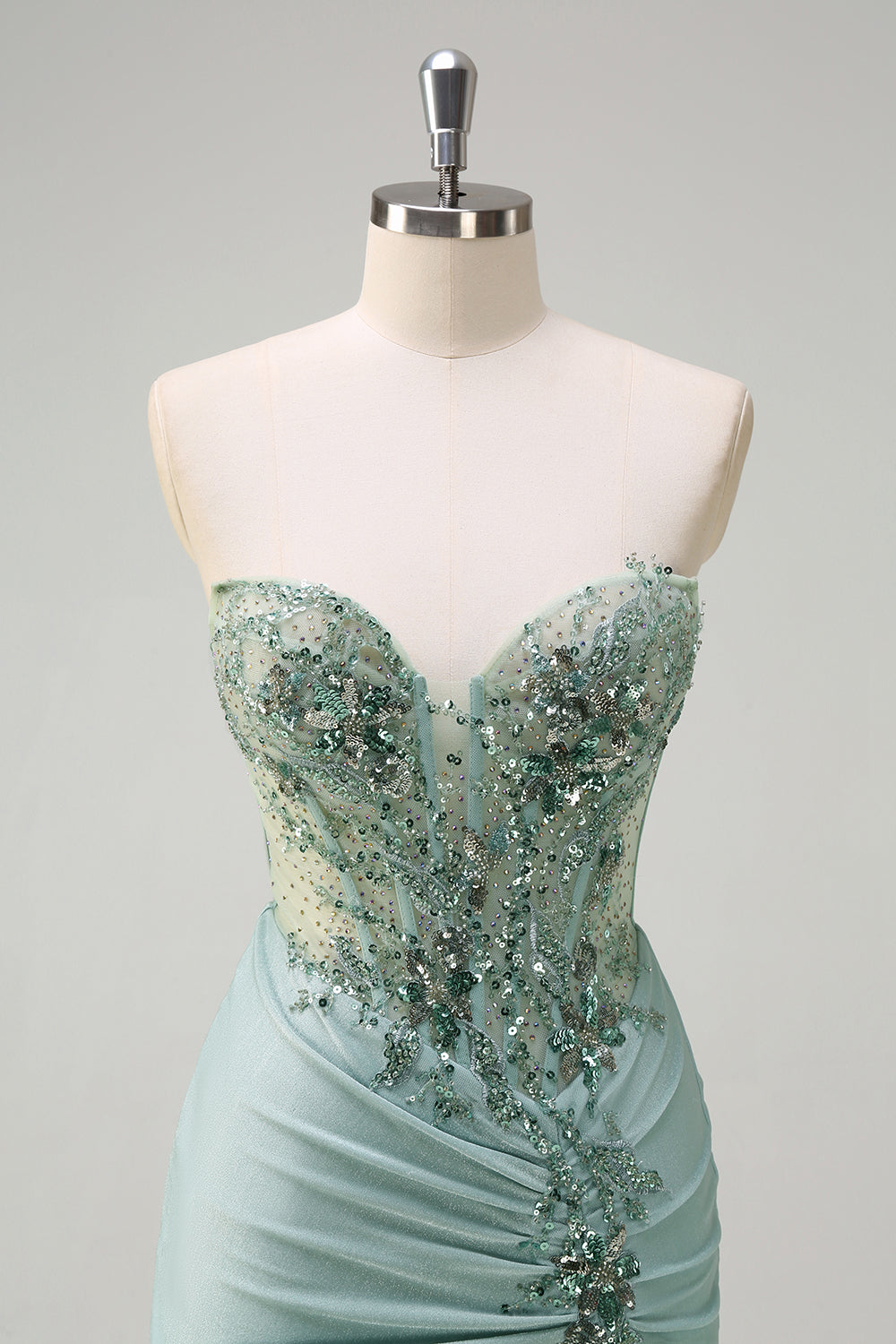 Robe de bal longue sirène bleu marine pailletée avec corset froncé et fente