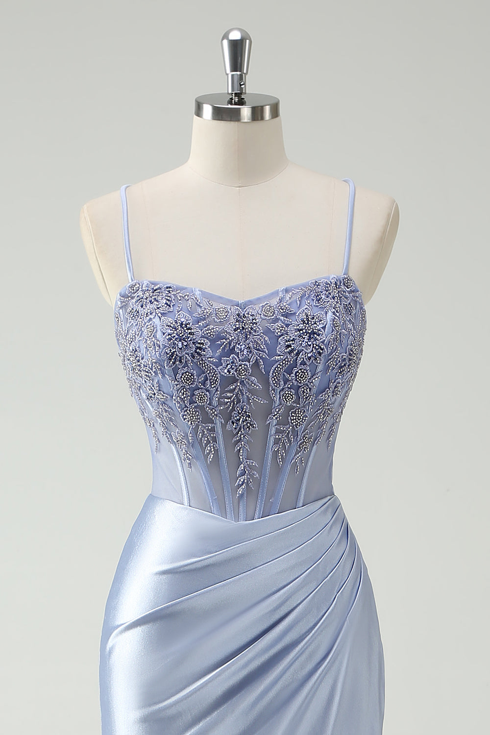Robe de bal longue ruchée sirène bleu clair avec perles appliquées