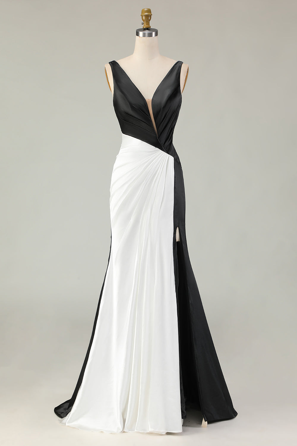 Robe longue de soirée fourreau noire et blanche, décolleté plongeant en V