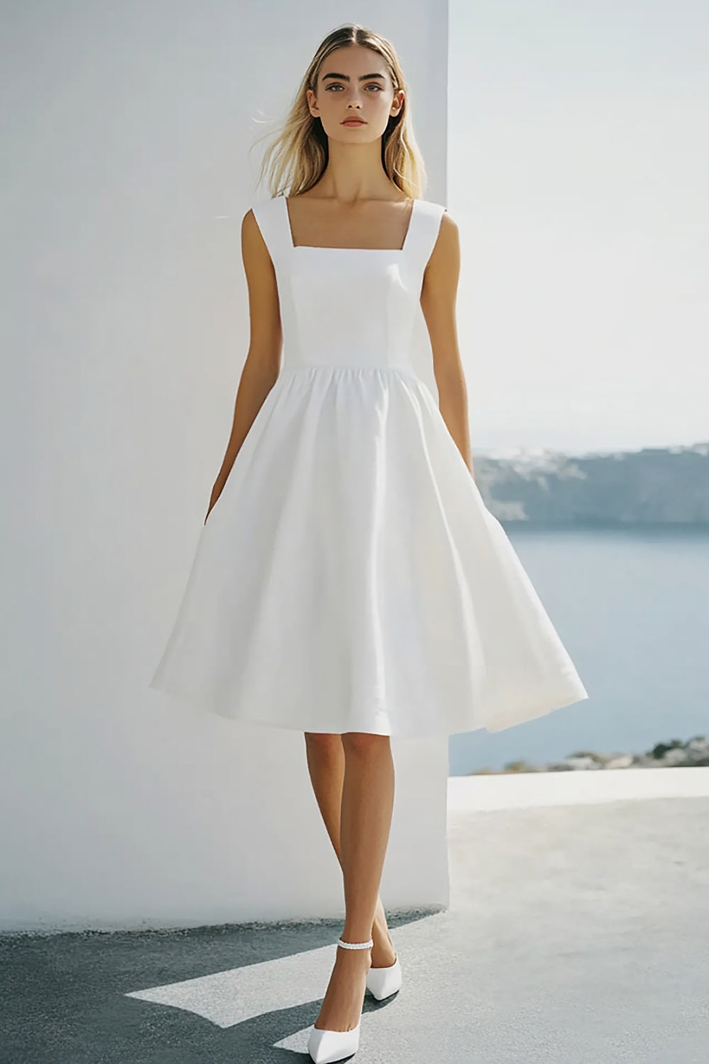 Robe courte de bal de fin d'études en mousseline blanche à coupe évasée et col carré