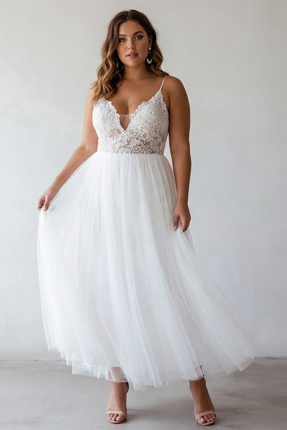 White A-Line Spaghetti Strap Plus Size Tulle Engagement Dress with Lace