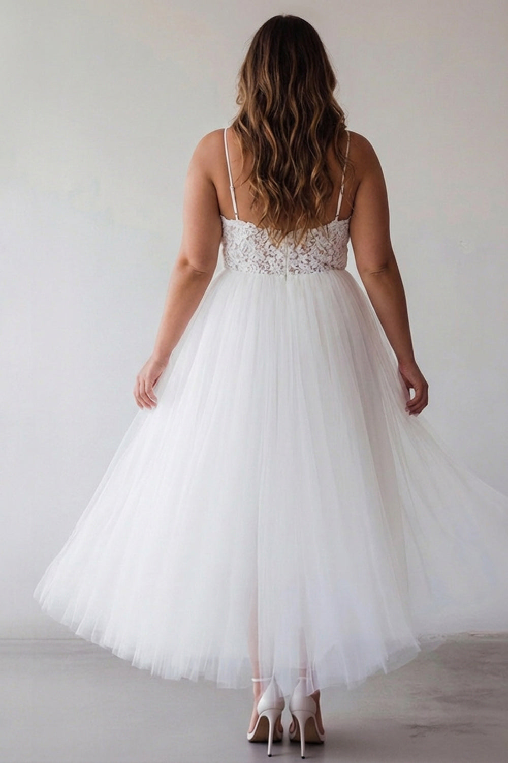 White A-Line Spaghetti Strap Plus Size Tulle Engagement Dress with Lace