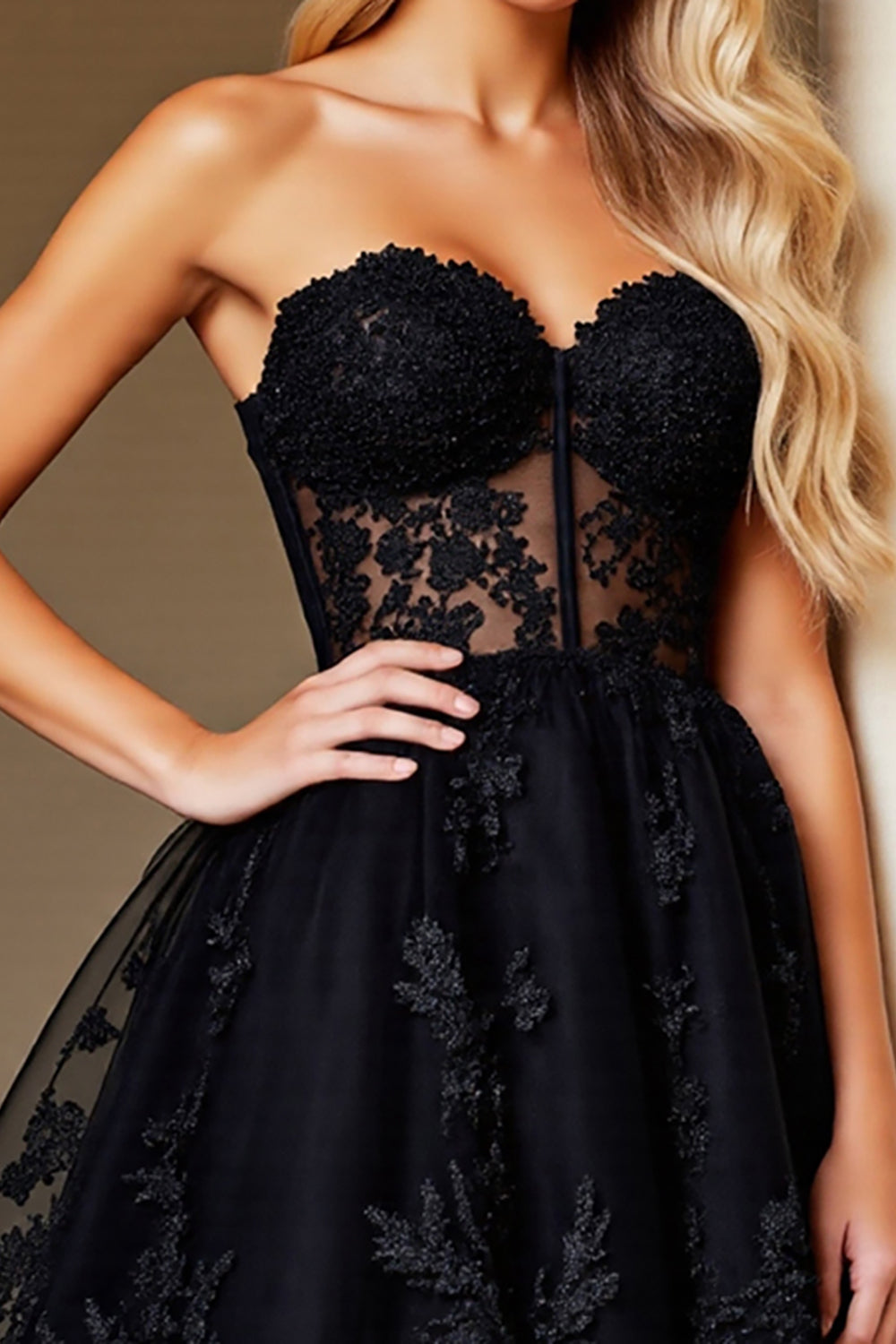 A-Line Black Appliqued Sweetheart Short Prom Dress