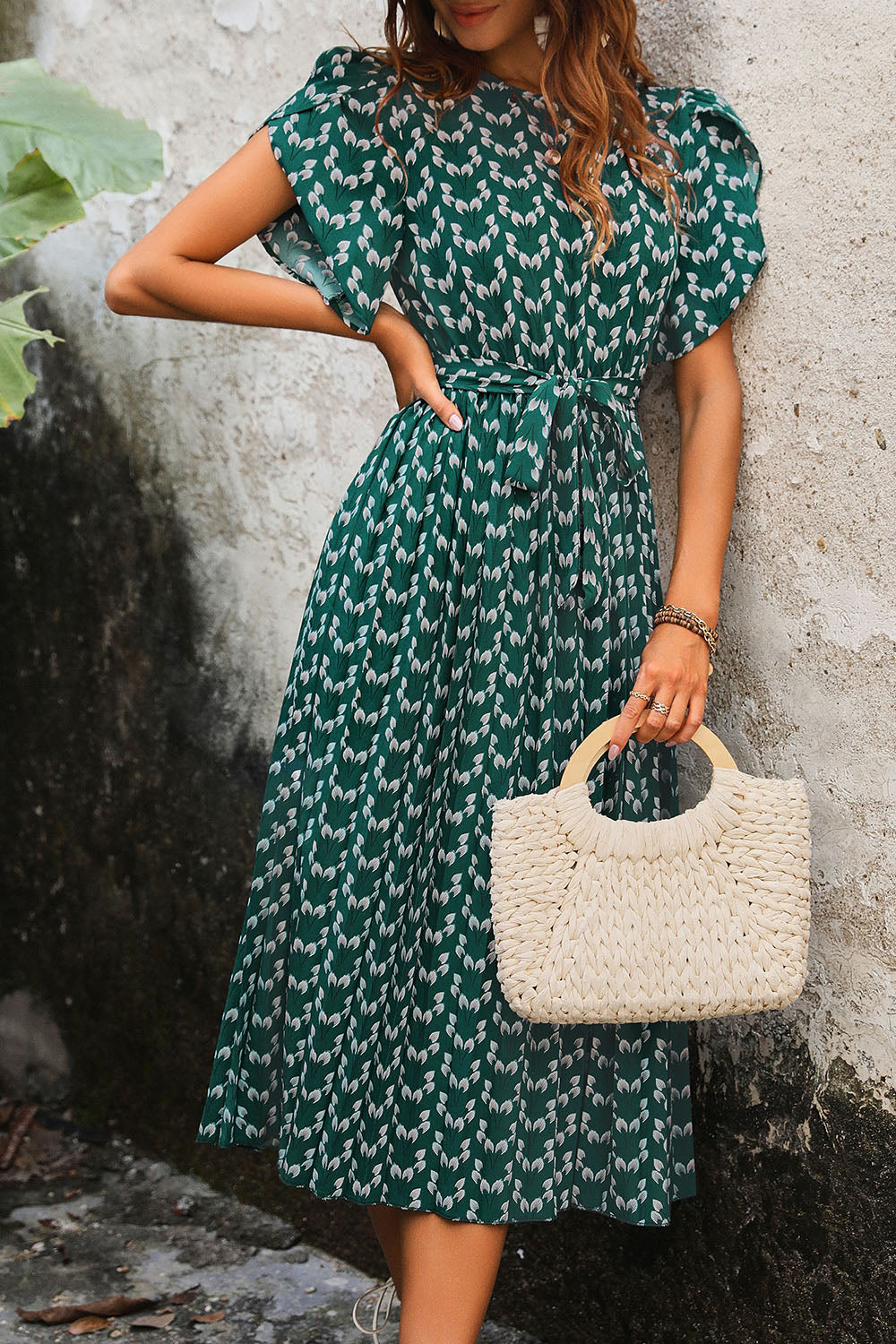 Robe d'été évasée vert foncé imprimée avec ceinture