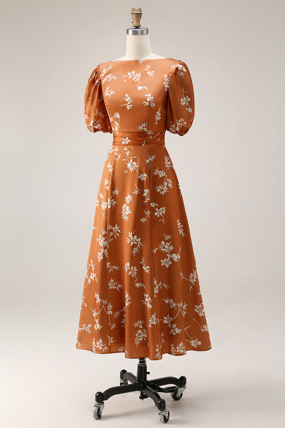 Robe midi trapèze orange à imprimé floral avec manches pour invitée de mariage