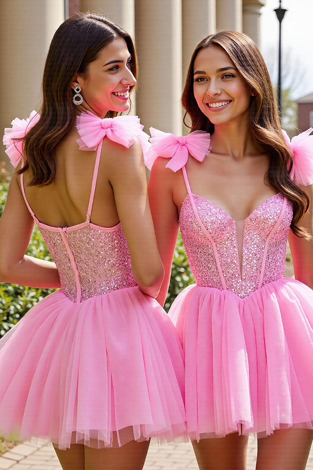Robe courte de bal rose scintillante à corsage en sequins avec nœuds