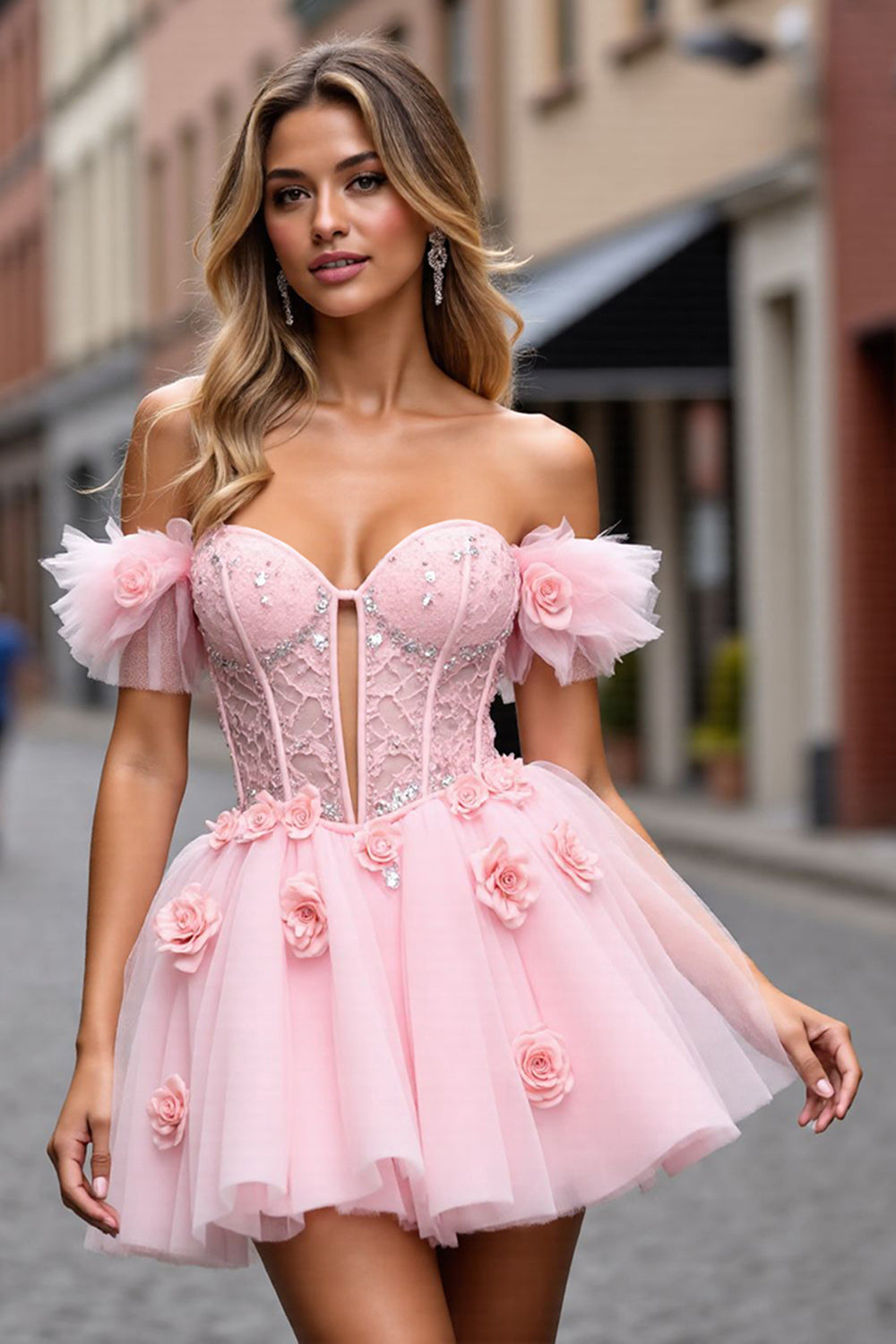 Robe de bal courte en tulle rose poudré avec corset floral et appliqués