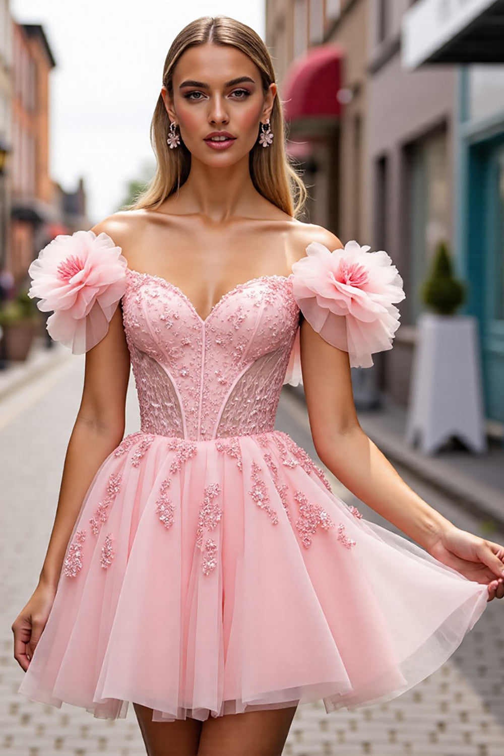 Robe de bal courte corset Blush Floral avec Appliques