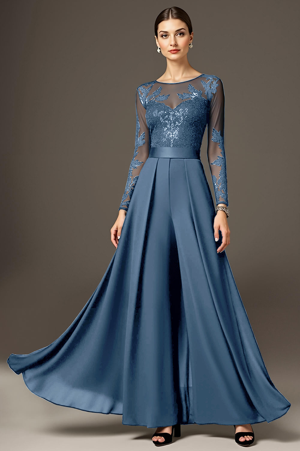 Robe de mère de la mariée noire trapèze à manches longues avec applications