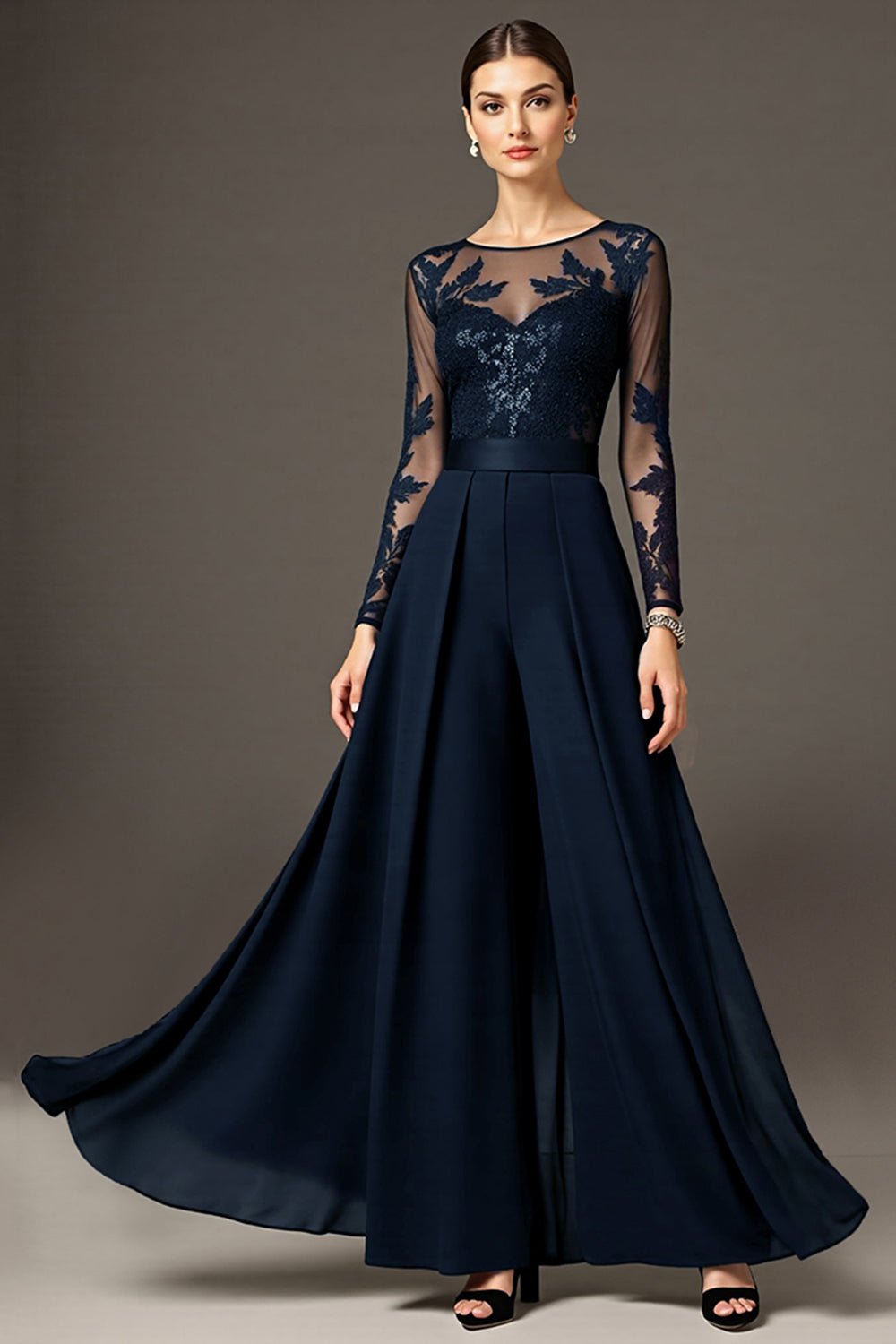 Robe de mère de la mariée noire trapèze à manches longues avec applications