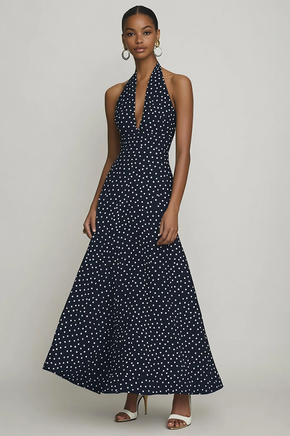 Robe trapèze en mousseline à pois noirs et blancs avec licou