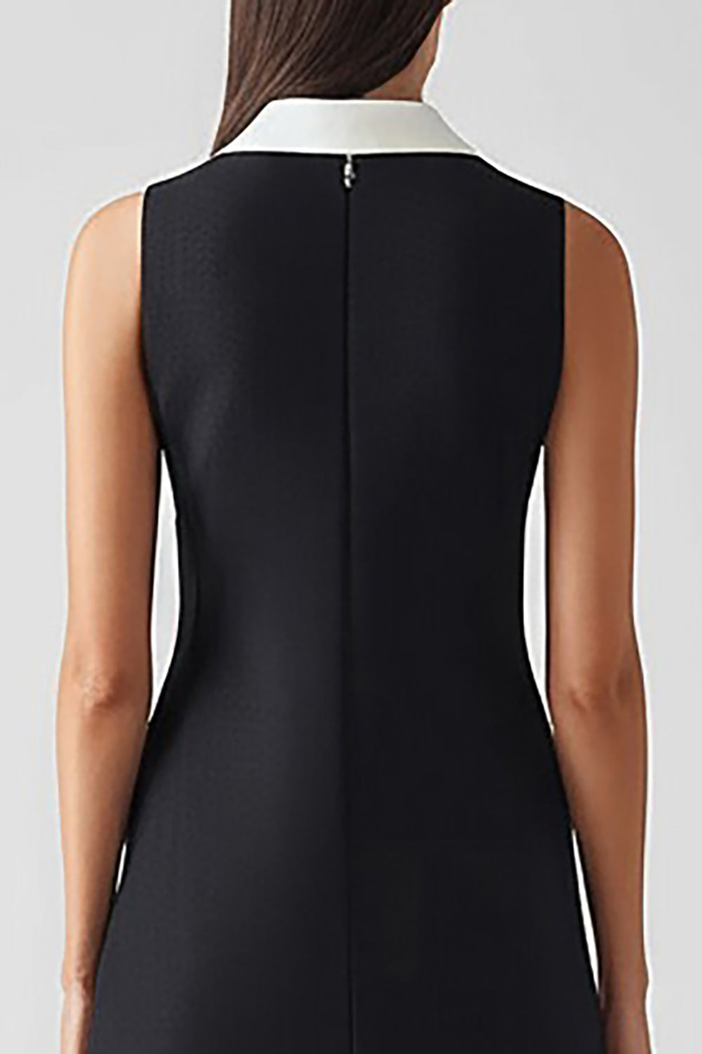 Robe de travail mi-longue en satin noir et blanc avec col officier