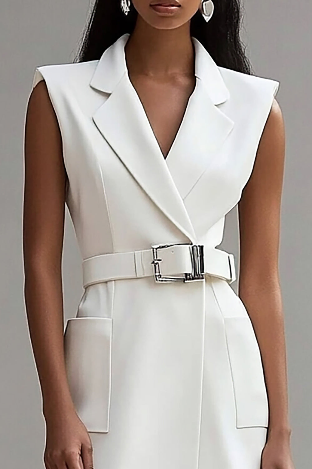 Vestido Blazer Corto de Satén Marfil con Solapa Dentada