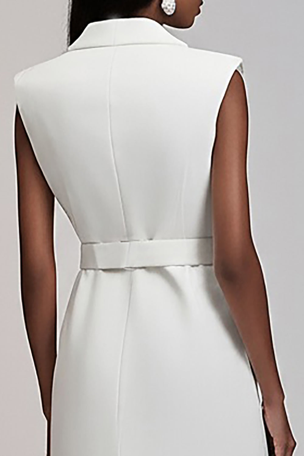 Vestido Blazer Corto de Satén Marfil con Solapa Dentada