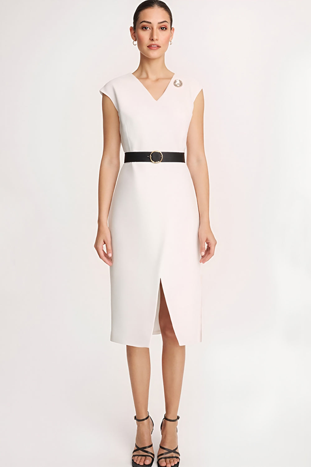 Robe midi moulante de travail ivoire à encolure en V avec ceinture