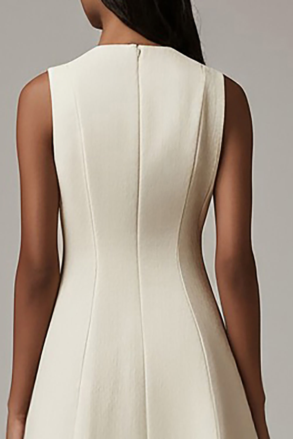 Robe de travail courte évasée ivoire avec poches
