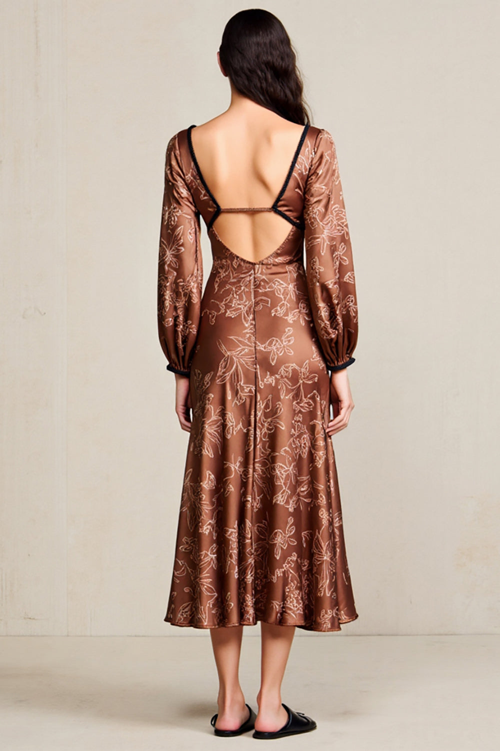 Robe de demoiselle d'honneur longue en satin à manches longues imprimée motif café