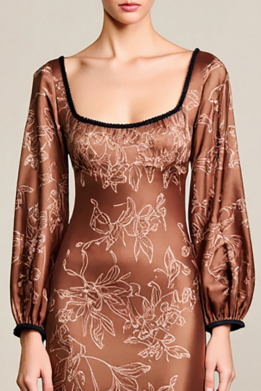 Robe de demoiselle d'honneur longue en satin à manches longues imprimée motif café