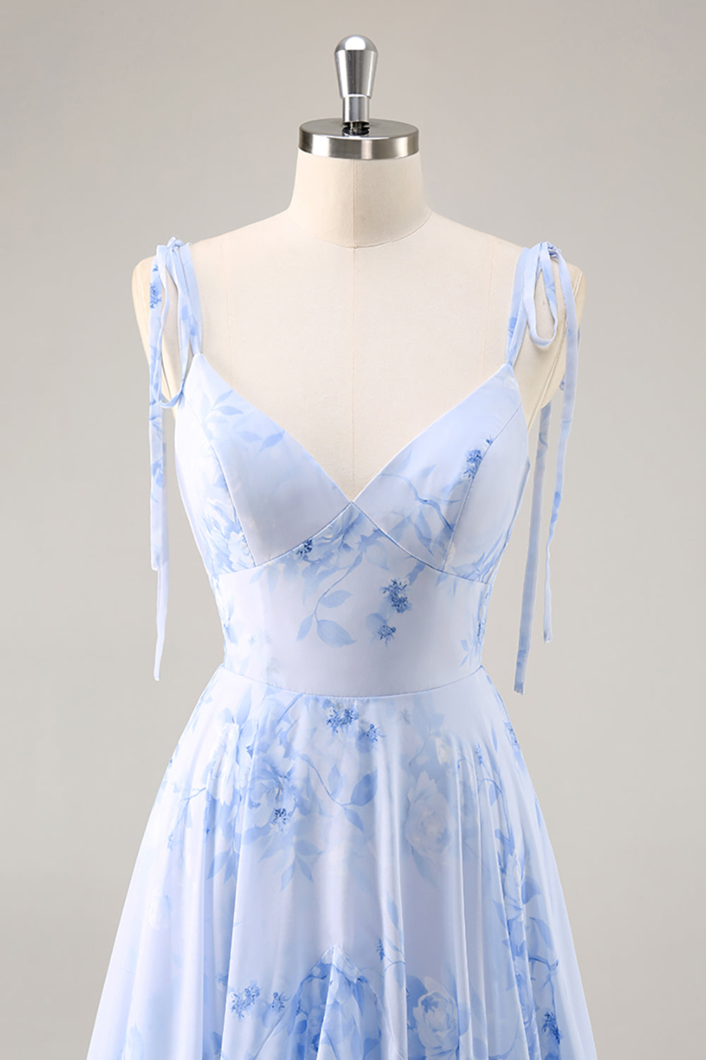 Robe longue de demoiselle d'honneur trapèze en mousseline bleue à fleurs avec volants