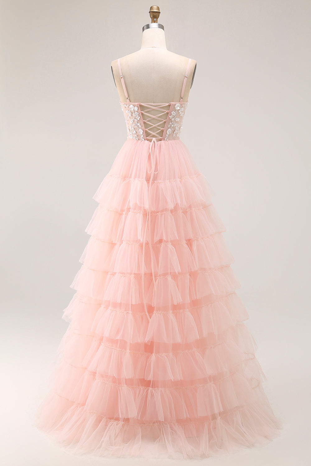 Robe de bal longue évasée rose poudré avec corset, sequins, volants superposés et appliqués