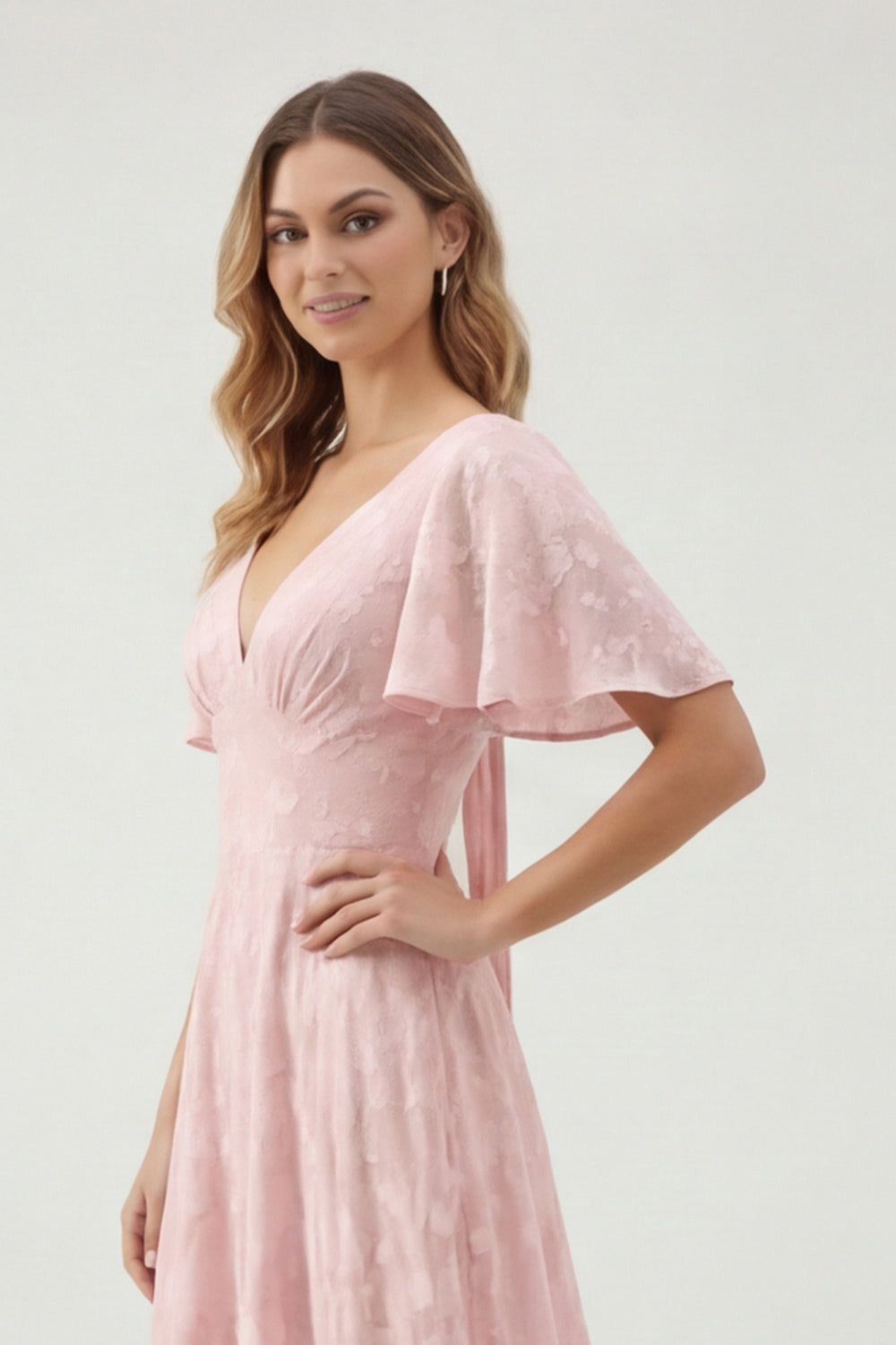 Robe longue de demoiselle d'honneur vert fleuri trapèze décolleté en V à manches courtes