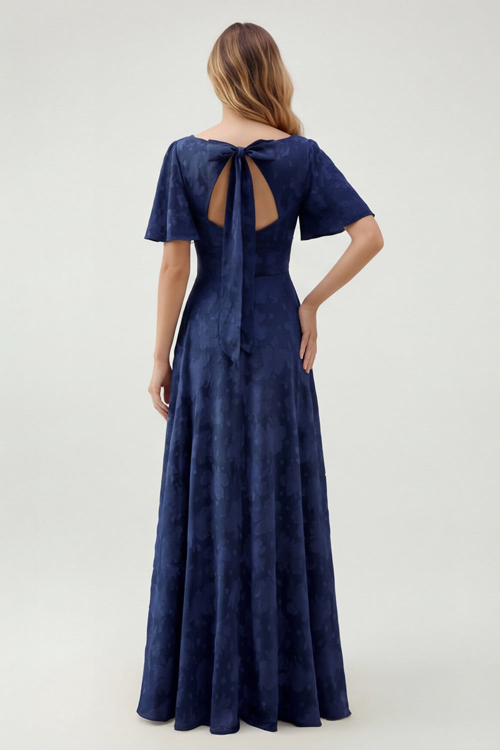 Robe longue de demoiselle d'honneur vert fleuri trapèze décolleté en V à manches courtes