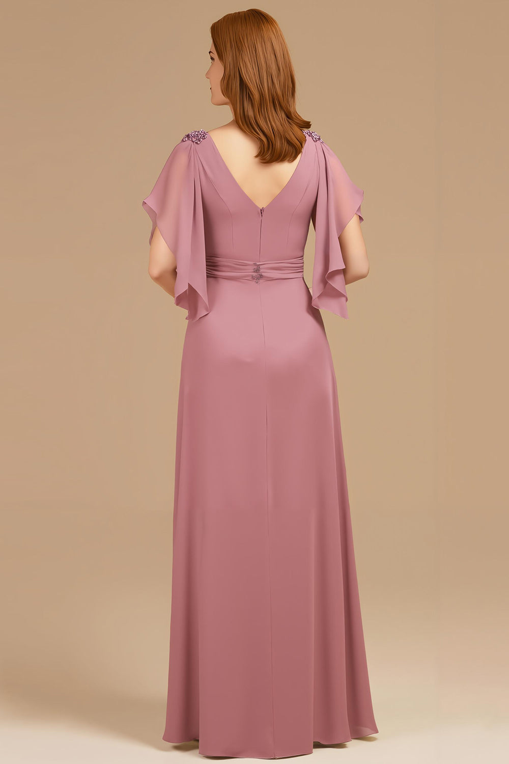 Robe longue trapèze avec décolleté en V froncé et manches courtes flottantes pour mère de la mariée - couleur raisin