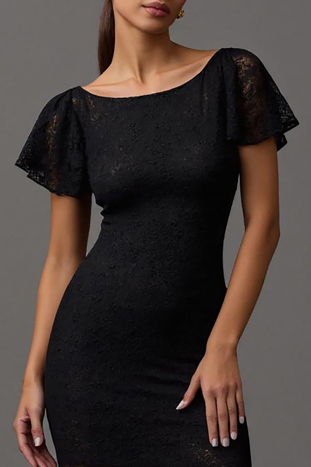 Robe longue de soirée fourreau noire à encolure bateau en dentelle avec manches